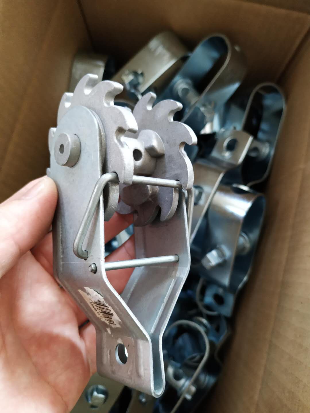 fence wire strainer
